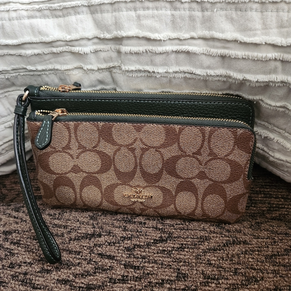 Coach Double Zip Wallet Wristlet